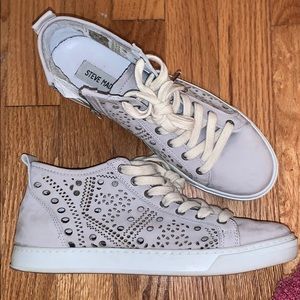 Steve Madden Blake shoe